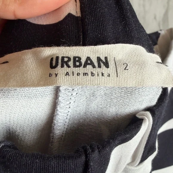 Urban by Alembika Cotton Eden Black and White Wide-Leg Abstract Pants Marker 2 - Picture 5 of 6